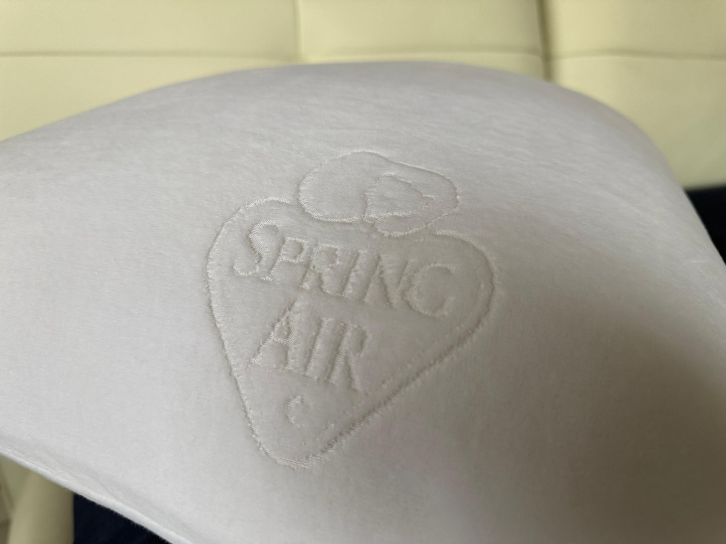Almohada Básica de Memory Foam Spring Air